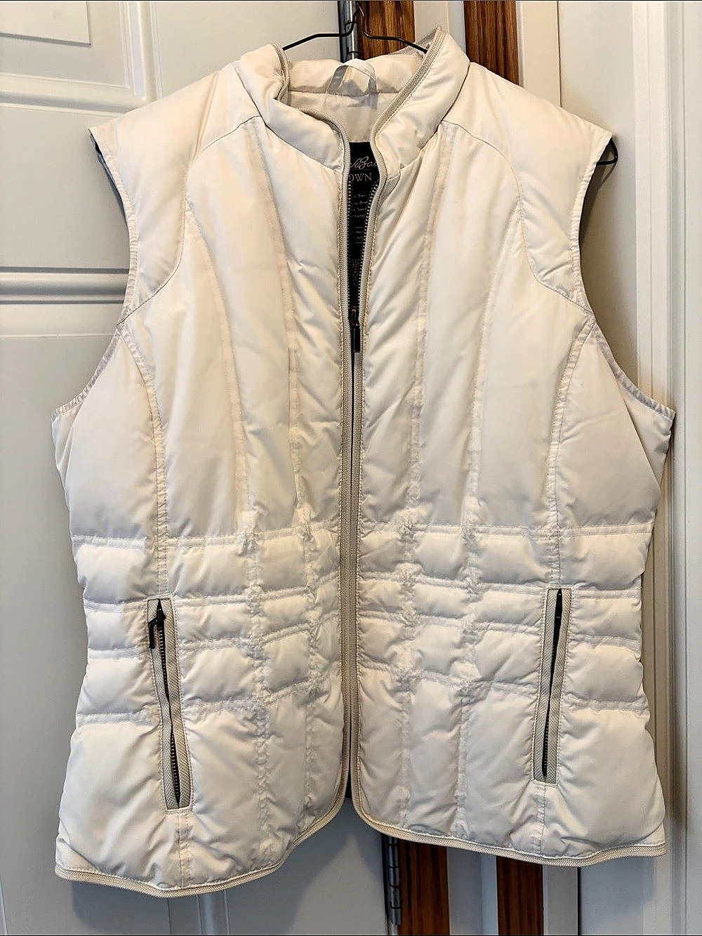 Eddie Bauer Premium Goose Down Quilted Vest in White